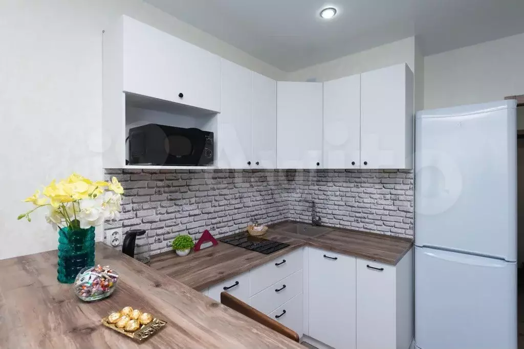 Квартира-студия, 32 м, 1/19 эт. - Фото 1