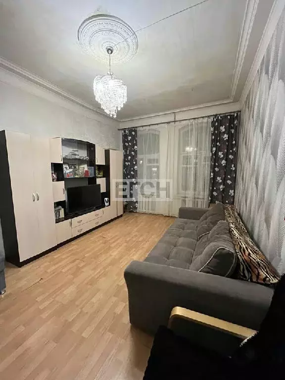 Продается 5-комнатная квартира - Фото 1
