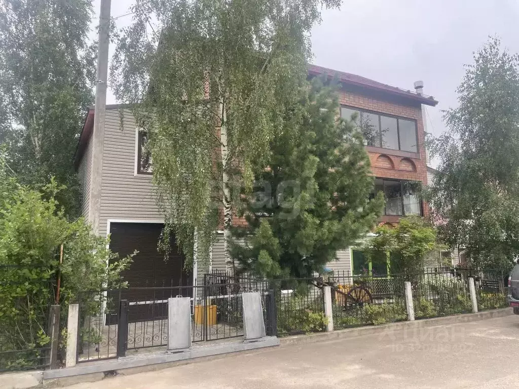 Дом в Коми, Сыктывкар Набережная ул., 39 (232 м) - Фото 2