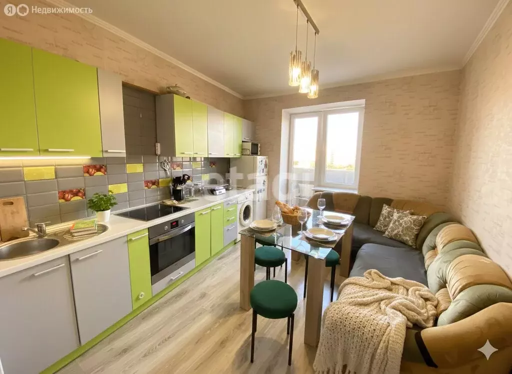 2-комнатная квартира: Калининград, улица Юрия Гагарина, 101 (69.5 м) - Фото 2