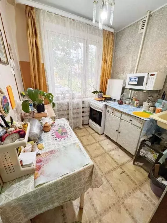 2-к кв. Белгородская область, Старый Оскол Интернациональный мкр,  ... - Фото 0