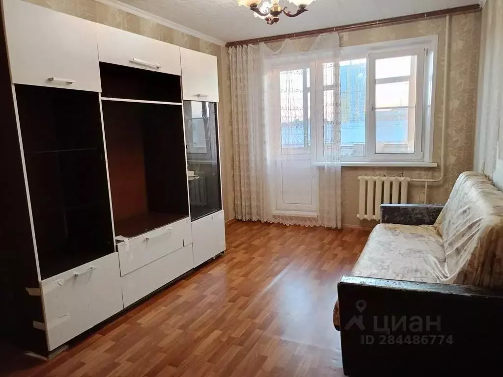 2-к кв. Орловская область, Орел Октябрьская ул., 62 (50.4 м) - Фото 1