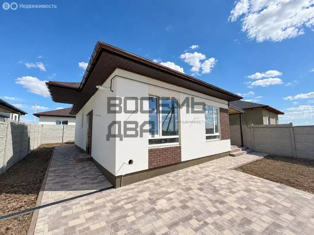 Дом в Симферополь, 38-я улица Коллективных Садов, 162 (100 м) - Фото 1