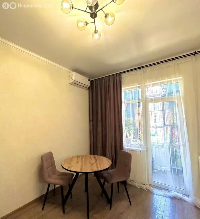 2-комнатная квартира: Геленджик, Витебская улица, 14к2/1 (63 м) - Фото 1