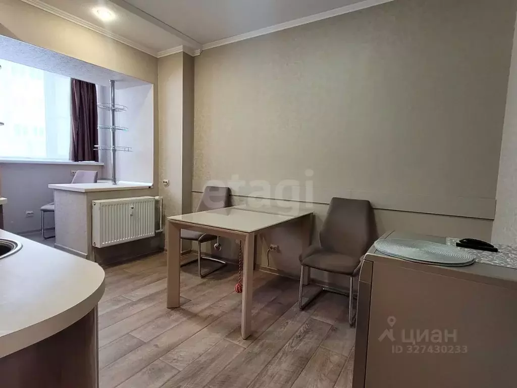 2-к кв. Вологодская область, Череповец Ленинградская ул., 34 (70.3 м) - Фото 2