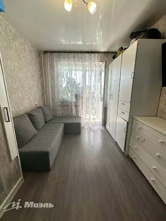 Продается 3-комнатная квартира - Фото 1