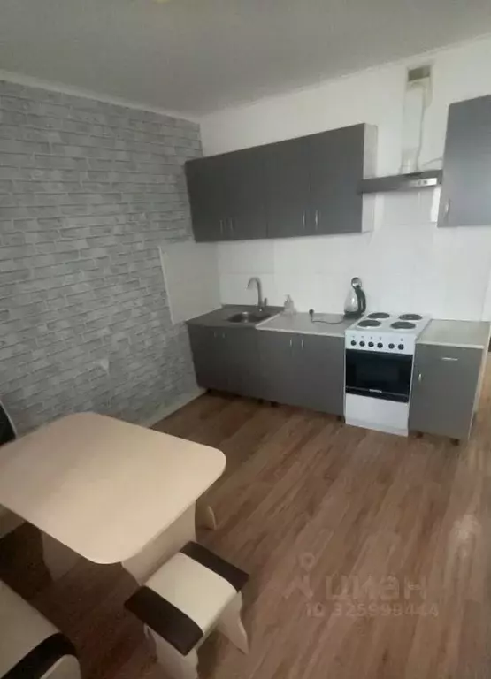 Студия Краснодарский край, Краснодар Черкасская ул., 129/1 (30.0 м) - Фото 1