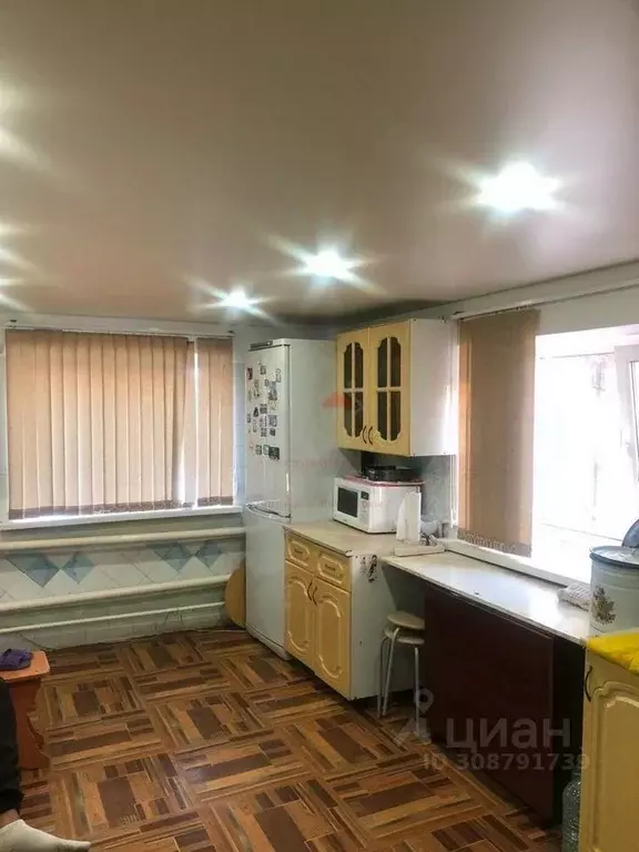 Дом в Ростовская область, Шахты ул. Пульного (135 м) - Фото 1