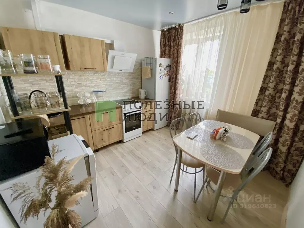 3-к кв. Кировская область, Киров ул. МОПРА, 113 (60.0 м) - Фото 0