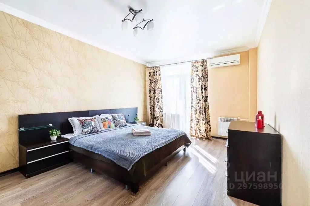2-к кв. Татарстан, Казань ул. Вишневского, 29/48 (70.0 м) - Фото 0