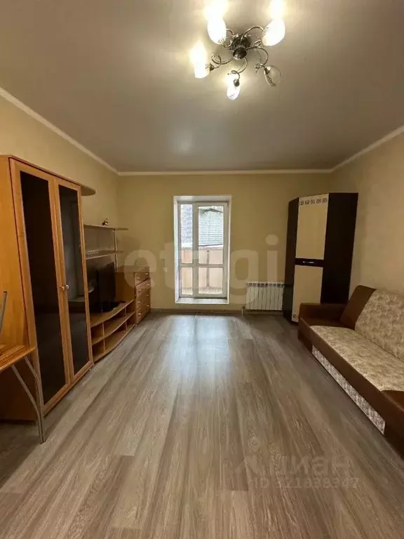 Студия Омская область, Омск ул. Перелета, 33 (30.3 м) - Фото 1