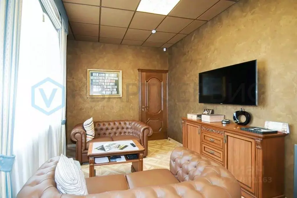 Офис в Омская область, Омск Городок Нефтяников мкр, ул. 20-го ... - Фото 2