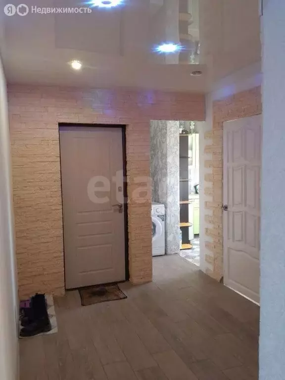 3-комнатная квартира: Павлово, Деповская улица, 22 (62.7 м) - Фото 0