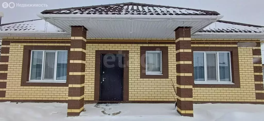 Дом в Тукаевский район, деревня Азьмушкино, КП Рябинка, Спортивная ... - Фото 2