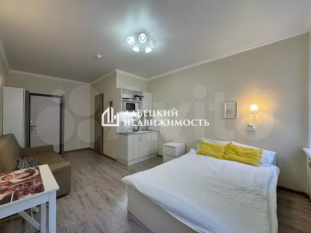 Комната 19,4 м в 6-к., 1/6 эт. - Фото 1