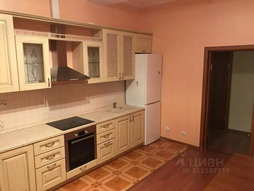 3-к кв. Татарстан, Казань ул. Зинина, 1 (80.0 м) - Фото 0