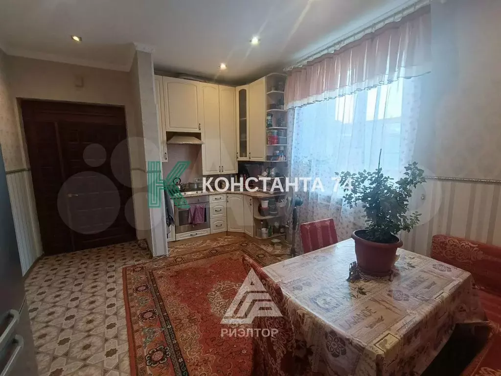 2-к. квартира, 65 м, 1/1 эт. - Фото 1