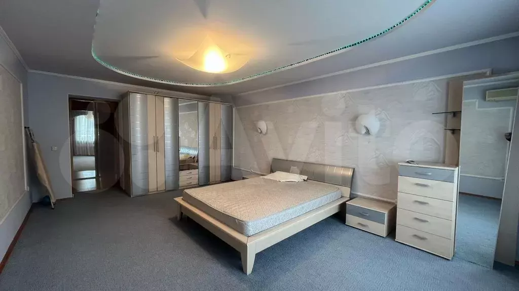 3-к. квартира, 100 м, 8/16 эт. - Фото 0