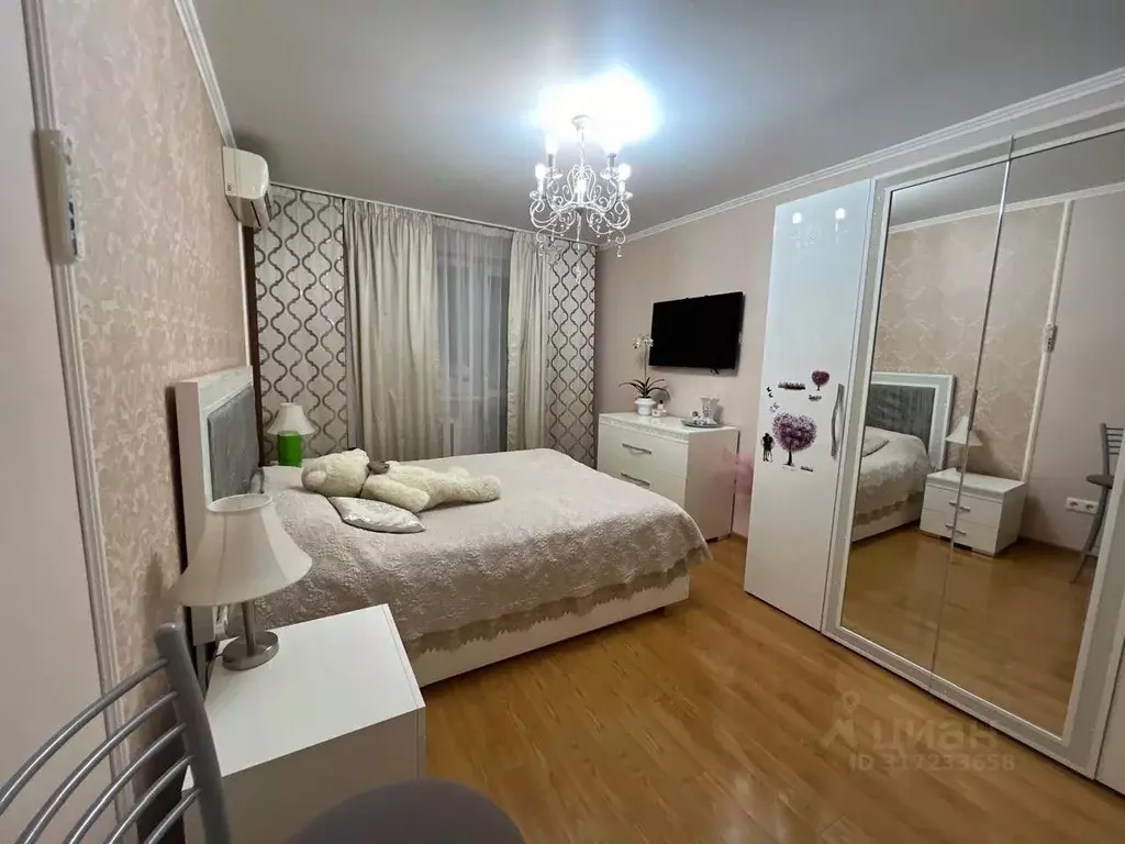 3-к кв. Башкортостан, Уфа ул. Кирова, 101/1 (57.2 м) - Фото 0