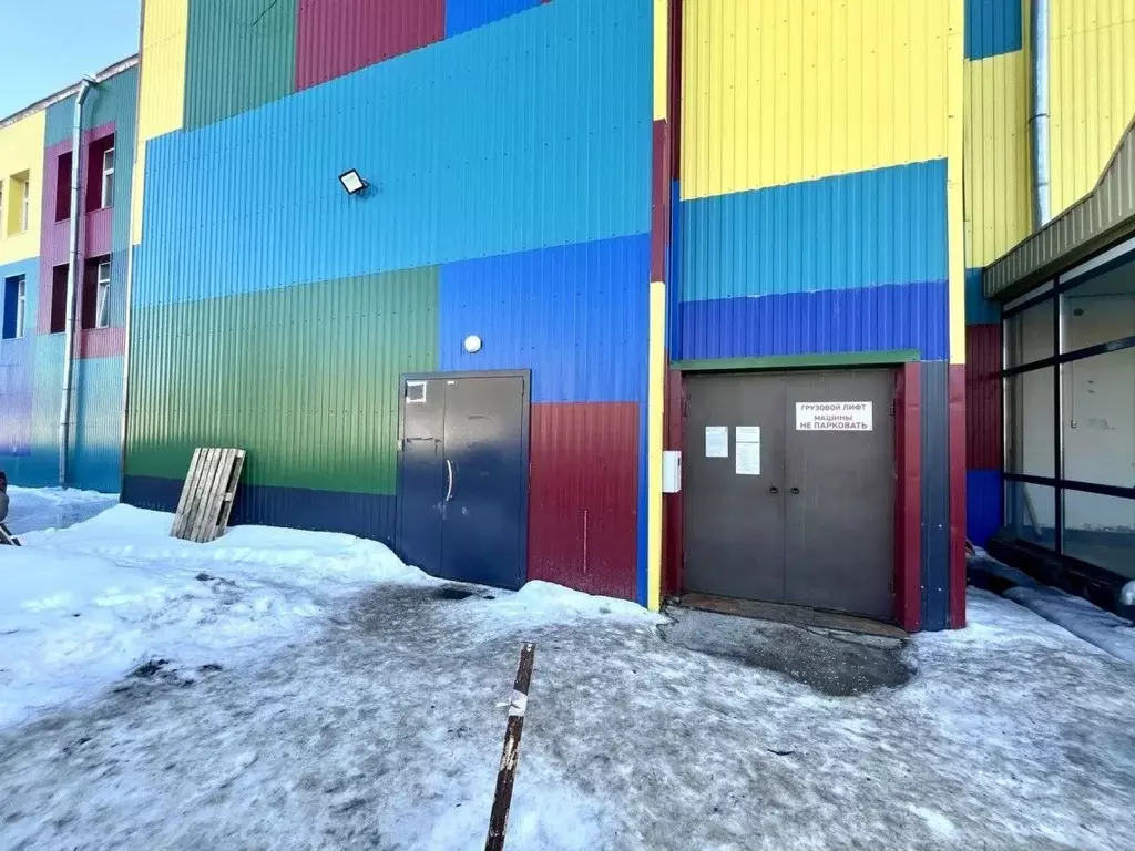 Помещение свободного назначения в Удмуртия, Ижевск ул. Орджоникидзе, 4 ... - Фото 2