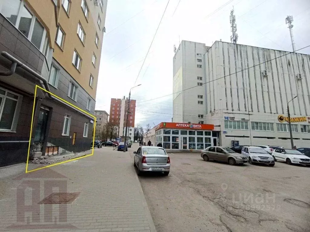 Торговая площадь в Тверская область, Тверь ул. Комарова, 7 (70 м) - Фото 1