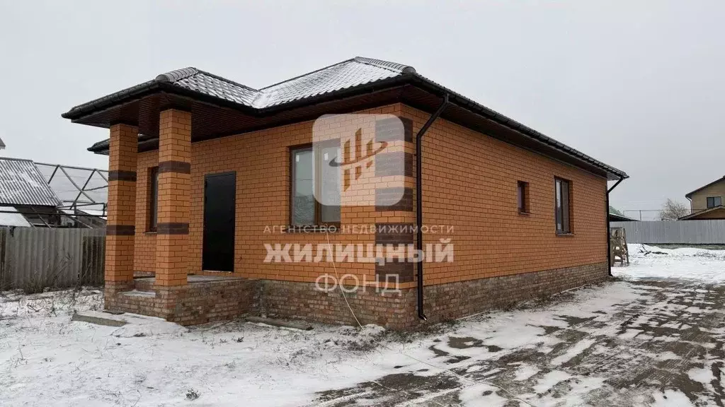 Дом в Саратовская область, Энгельсский район, Новопушкинское ... - Фото 2