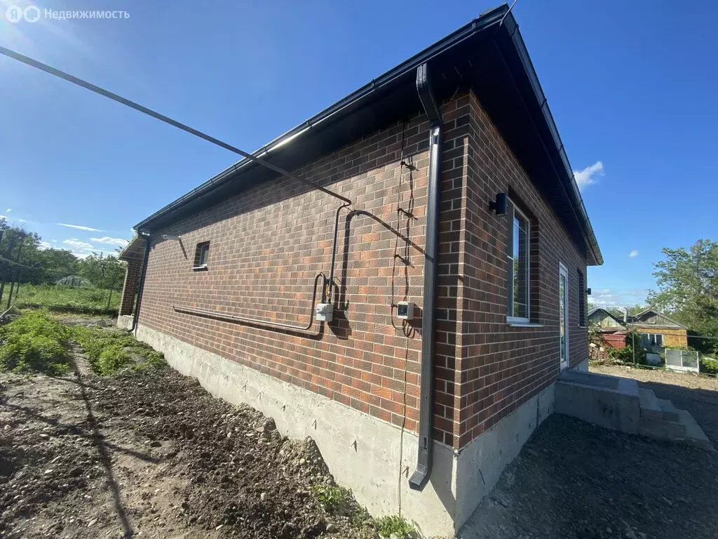 Дом в село Вольное, улица Циолковского, 31 (100 м) - Фото 1