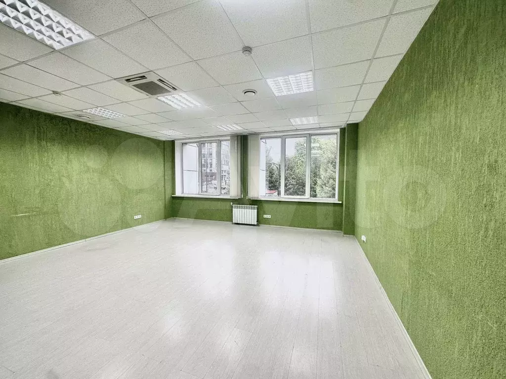 Офис с ремонтом, 37.9 м - Фото 0