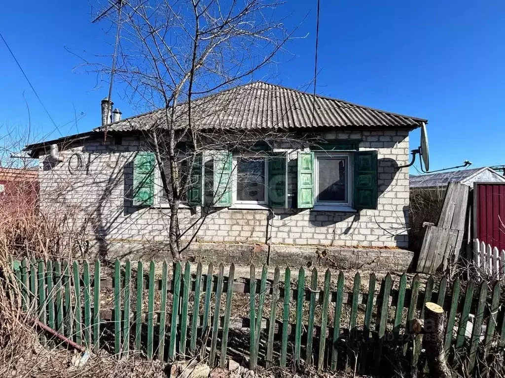 Дом в Белгородская область, Валуйки ул. Суржикова, 22 (35 м) - Фото 2
