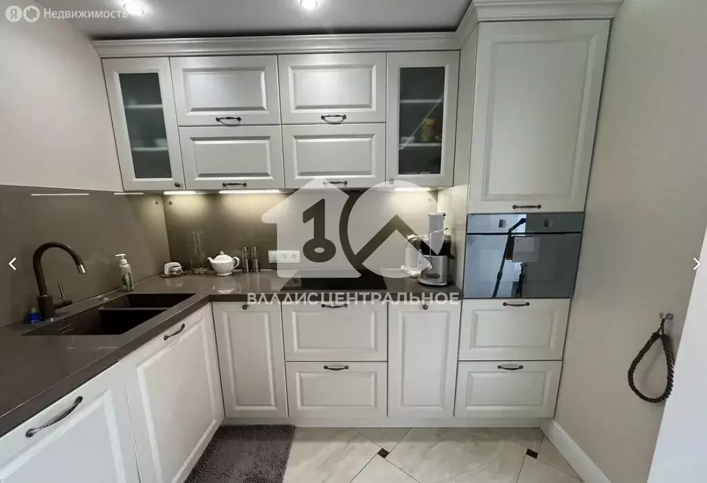 3-комнатная квартира: Новосибирск, микрорайон Стрижи, 6 (70 м) - Фото 1