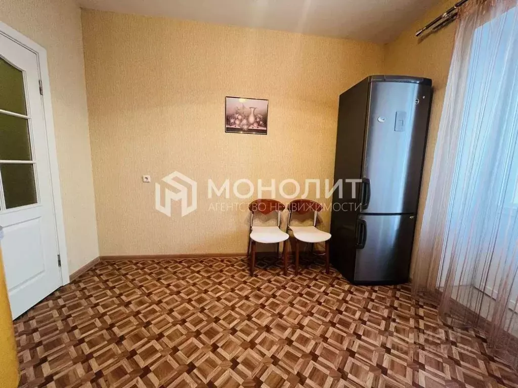 3-к кв. Белгородская область, Старый Оскол Степной мкр, 14 (100.0 м) - Фото 1