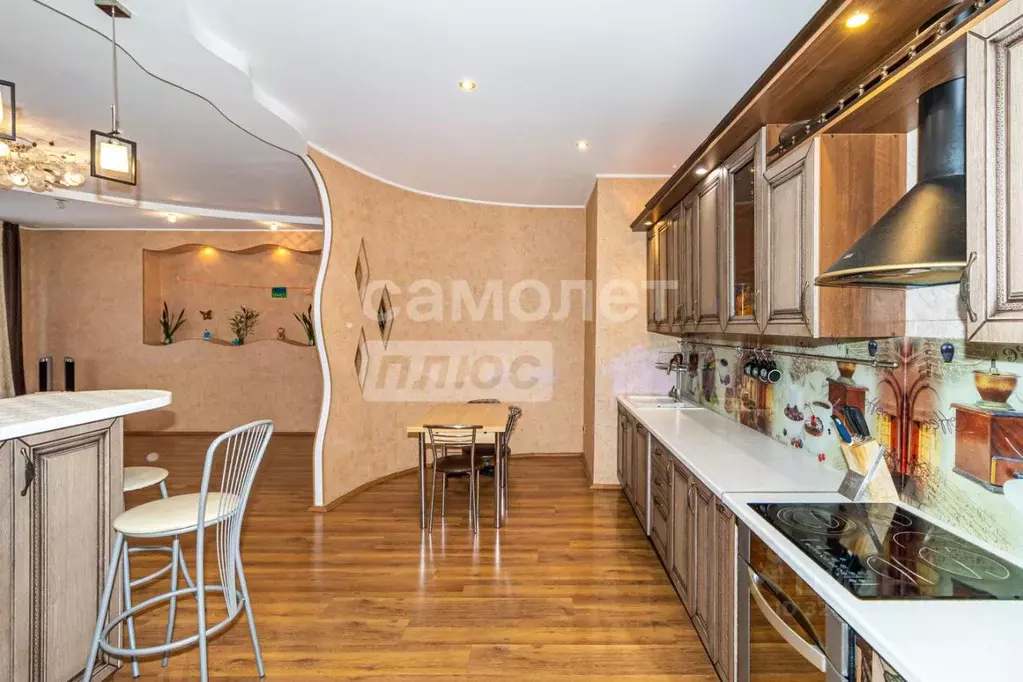 3-к кв. Челябинская область, Челябинск Комсомольский просп., 62 (140.0 ... - Фото 1