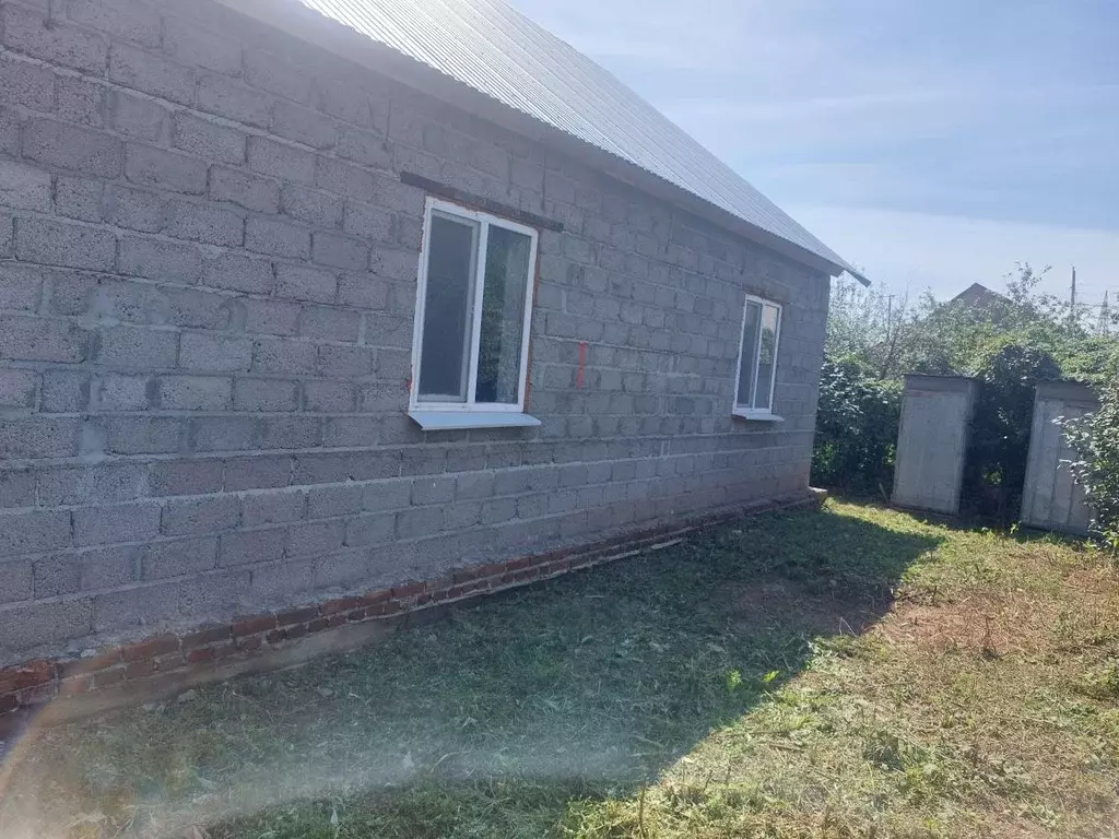 Дом в Оренбургская область, Оренбург Энергостроитель СНТ, ул. Веселая, ... - Фото 1