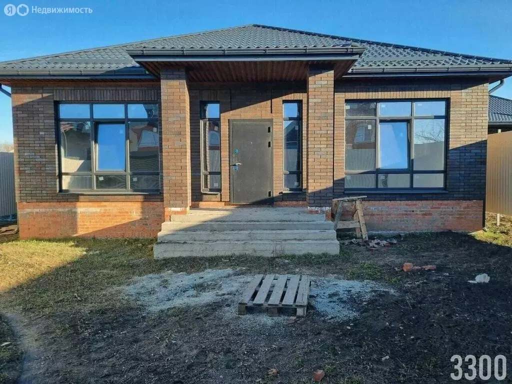 Дом в Янтарный, Отечественная улица (145 м) - Фото 2