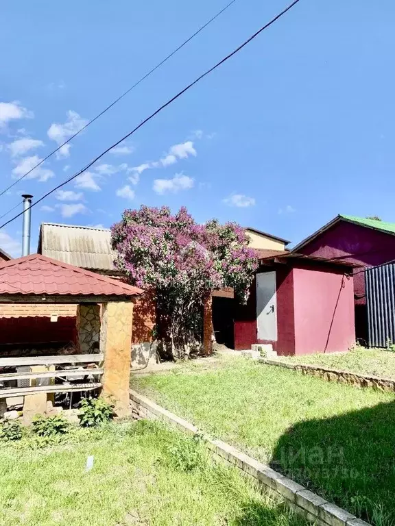 Дом в Саратовская область, Энгельсский район, Красноярское ... - Фото 2