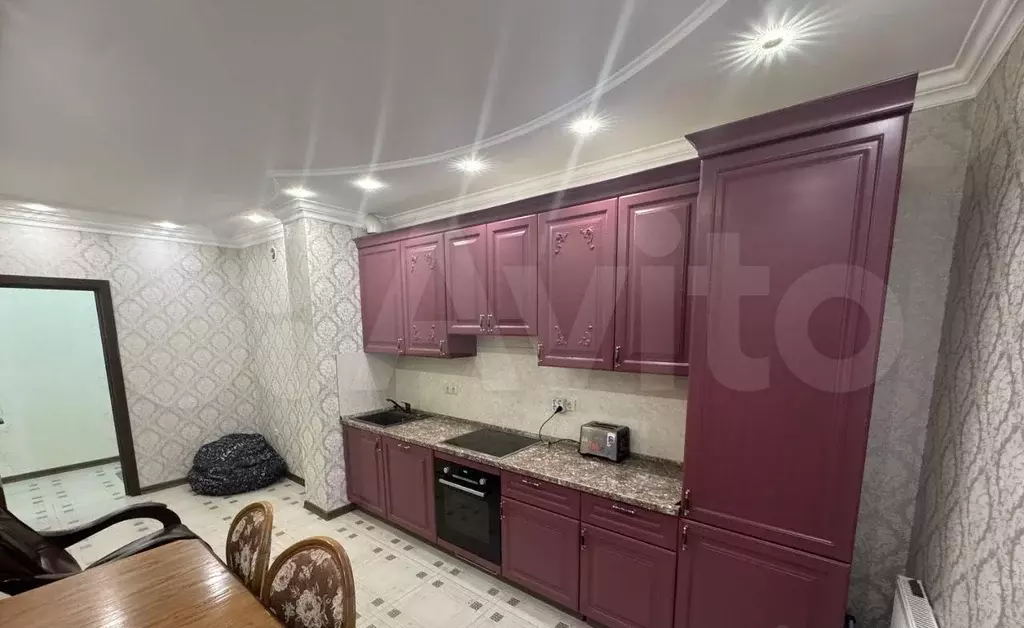 3-к. квартира, 90 м, 9/17 эт. - Фото 0