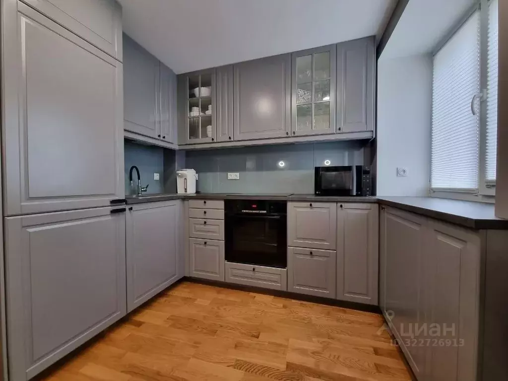 2-к кв. Башкортостан, Уфа ул. Антонова, 4 (45.0 м) - Фото 1