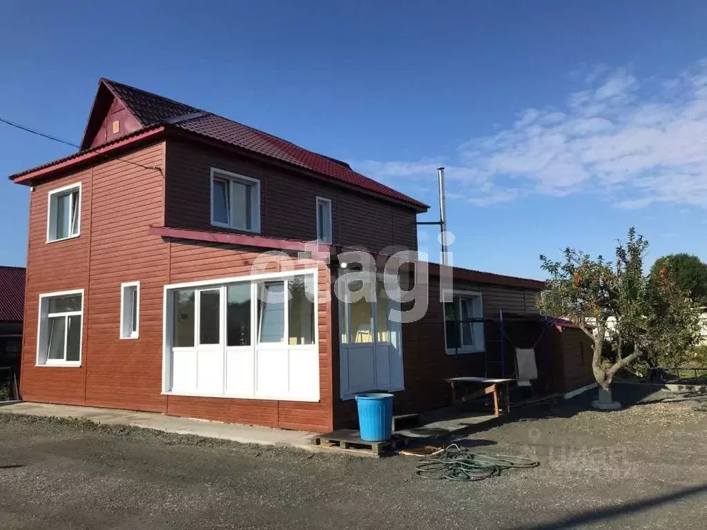 Дом в Сахалинская область, Южно-Сахалинск Колодезная ул., 80 (150 м) - Фото 0