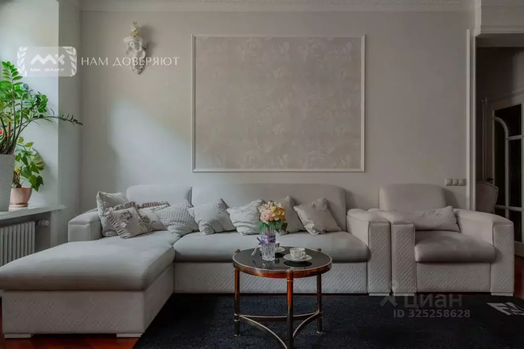 2-к кв. Санкт-Петербург 10-я Васильевского острова линия, 43 (53.0 м) - Фото 2