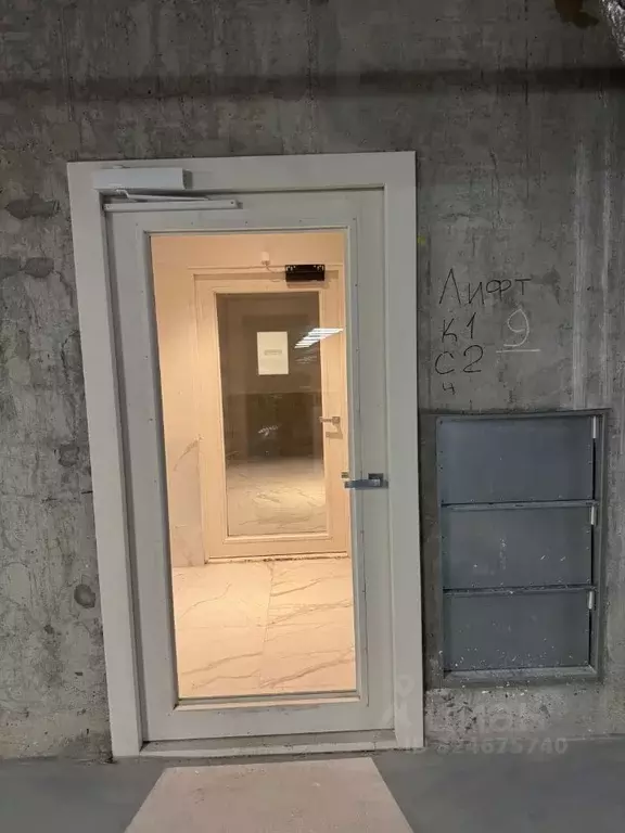 Гараж в Санкт-Петербург Петровский просп., 9к2 (14 м) - Фото 2