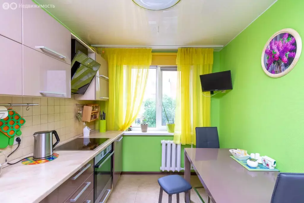 3-комнатная квартира: Тюмень, Солнечный проезд, 8 (65.6 м) - Фото 1