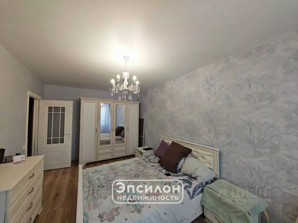 3-к кв. Курская область, Курск просп. Хрущева, 28 (76.5 м) - Фото 2