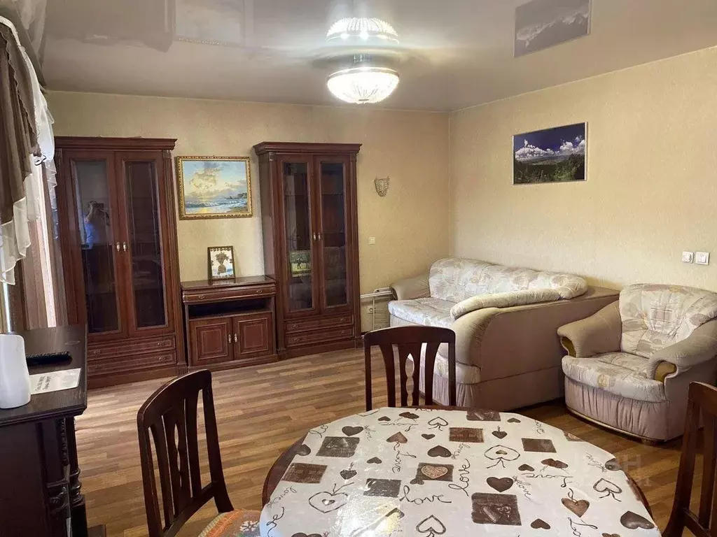 3-к кв. Сахалинская область, Южно-Сахалинск ул. Чехова, 7 (75.0 м) - Фото 2