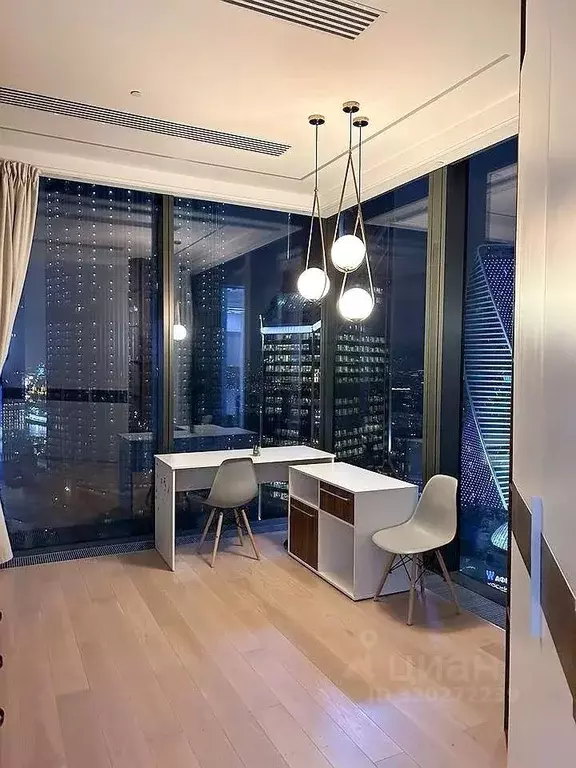 3-к кв. Москва 1-й Красногвардейский проезд, 22с2 (120.0 м) - Фото 0