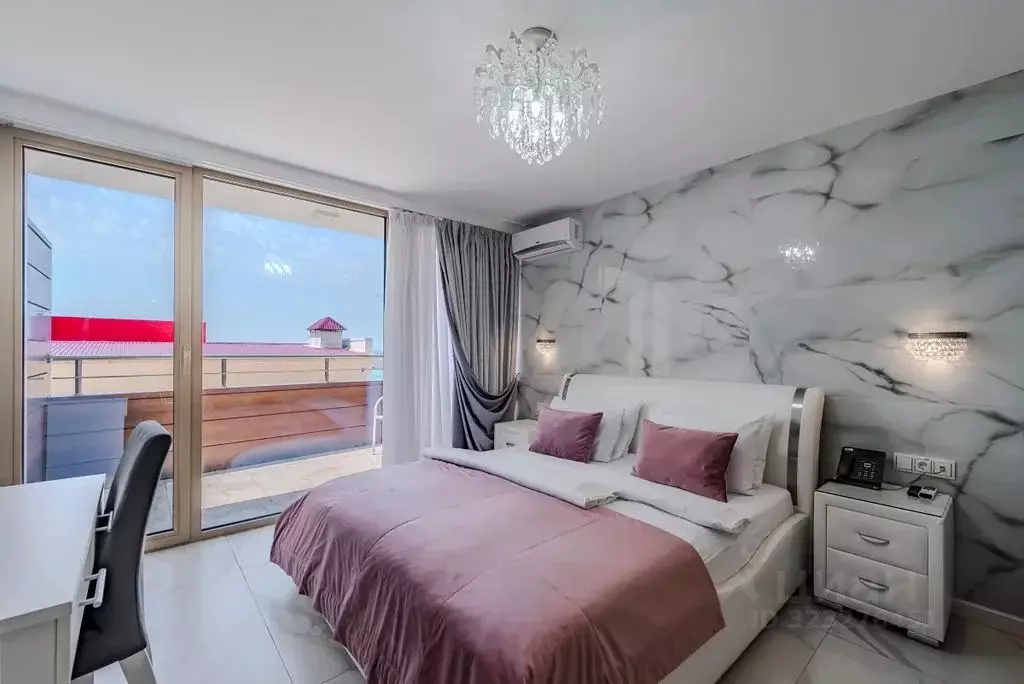 1-к кв. Краснодарский край, Сочи Центральный мкр, пер. Морской, 1/1Б ... - Фото 1