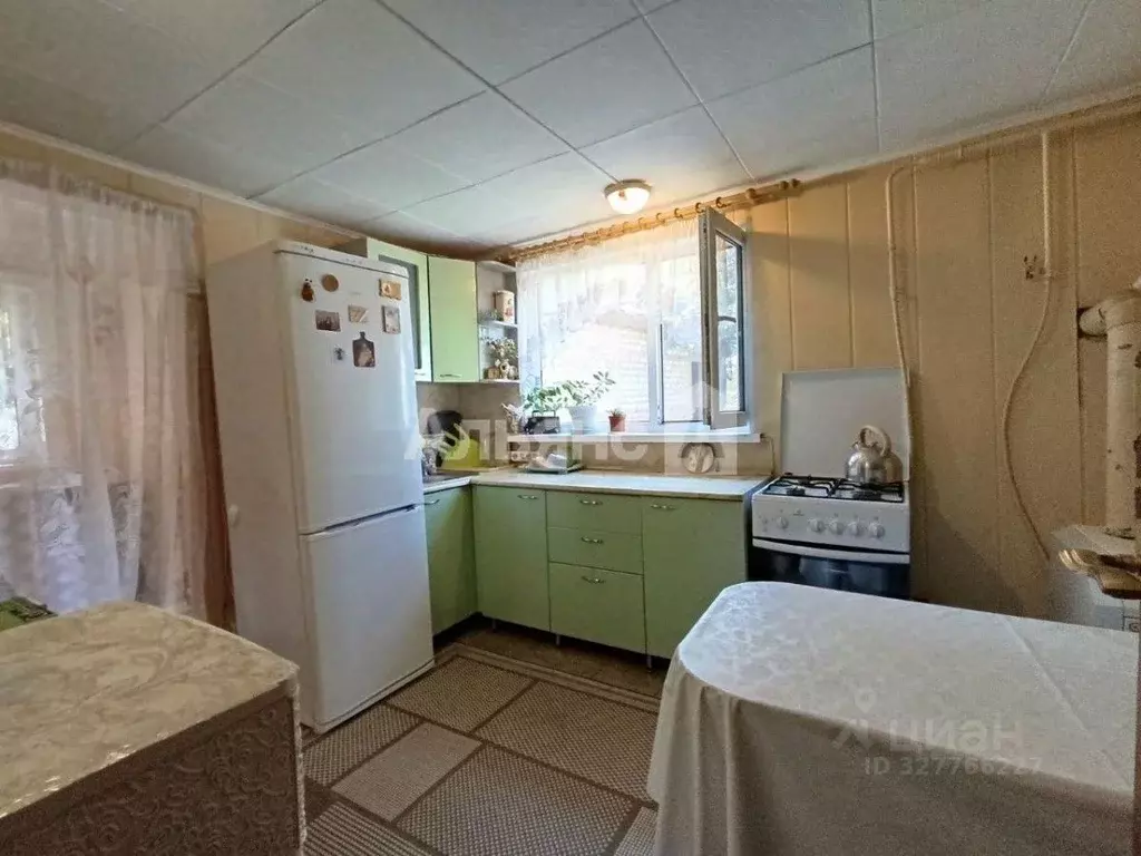 Дом в Ростовская область, Волгодонск Железнодорожная ул. (50 м) - Фото 1