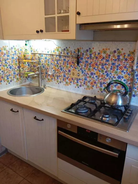 3-к. квартира, 56 м, 2/9 эт. - Фото 0