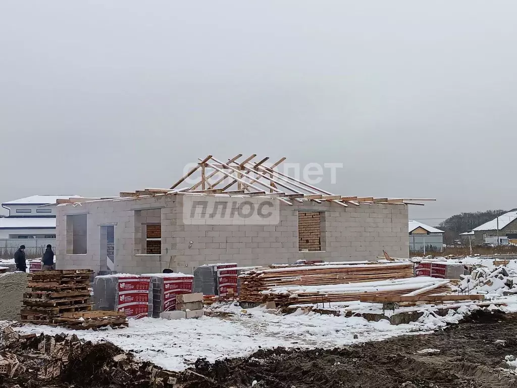 Дом в Курская область, Курский район, Моковский сельсовет, д. 2-я ... - Фото 1