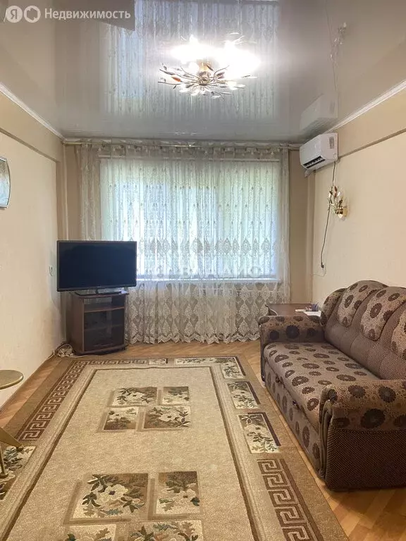 3-комнатная квартира: Улан-Удэ, Ключевская улица, 100 (55.4 м) - Фото 0