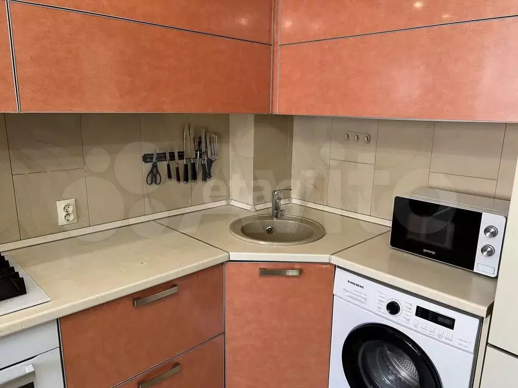 2-к. квартира, 69 м, 6/9 эт. - Фото 1